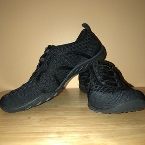 Skechers Memory Foam Sneakers